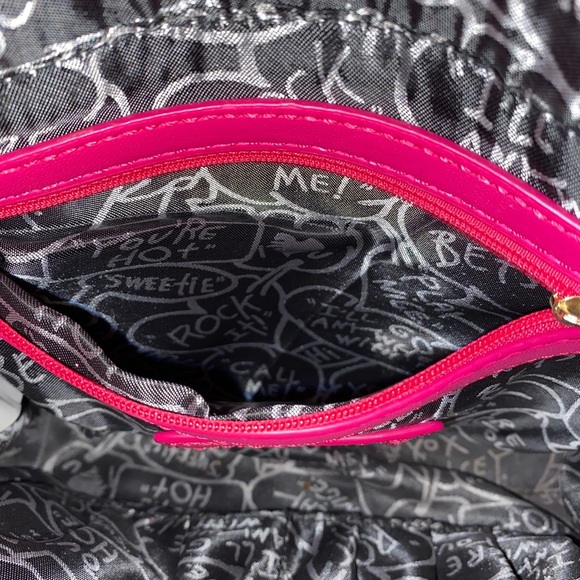 Betsy Johnson Satchel Style Purse with Large Bow Detail & Shoulder Straps PINK - Picture 12 of 12